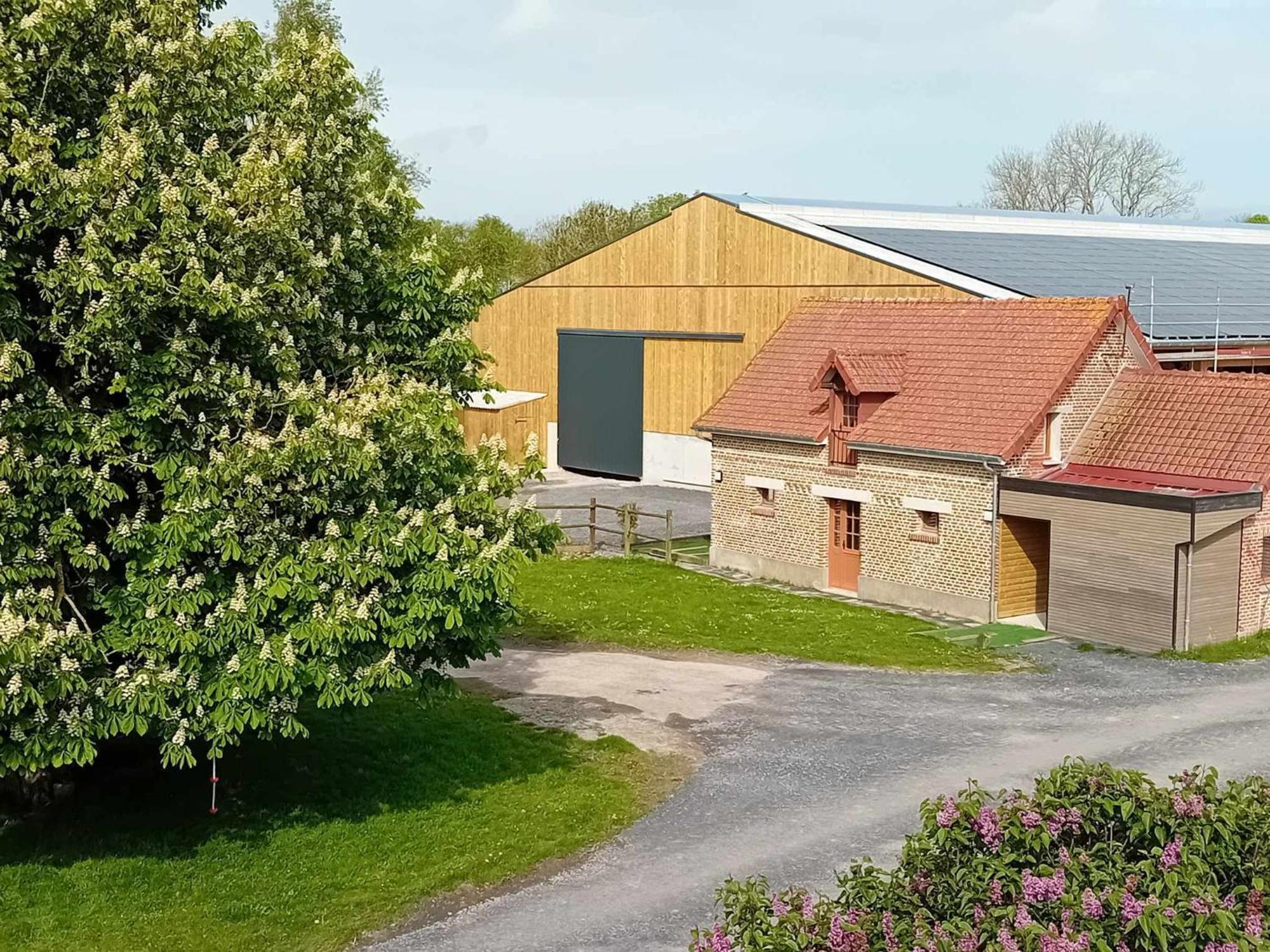 Gite Ferme Du Marronnier Derchigny Exterior photo